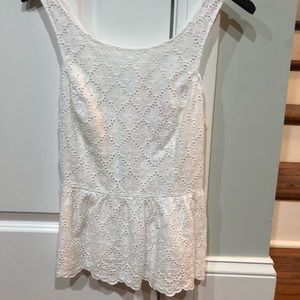 Lilly Pulitzer XS eyelet top